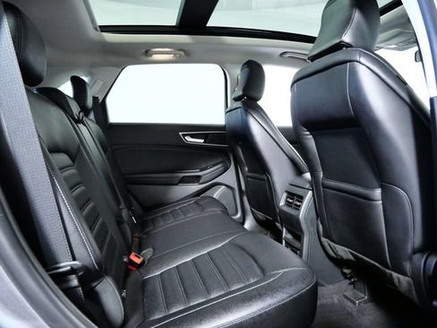 Certified 2024 Ford Edge SEL w/ Convenience Package AWD/4WD image 13