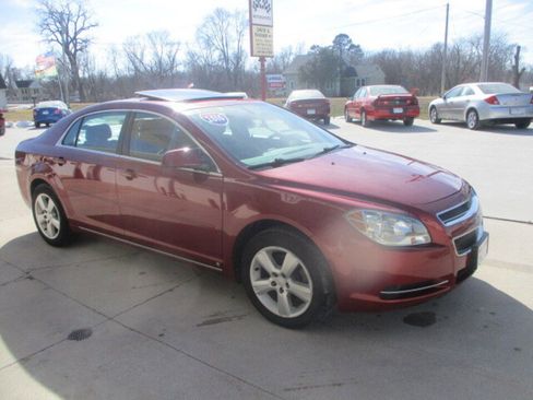 Used 2010 Chevrolet Malibu LT image 18