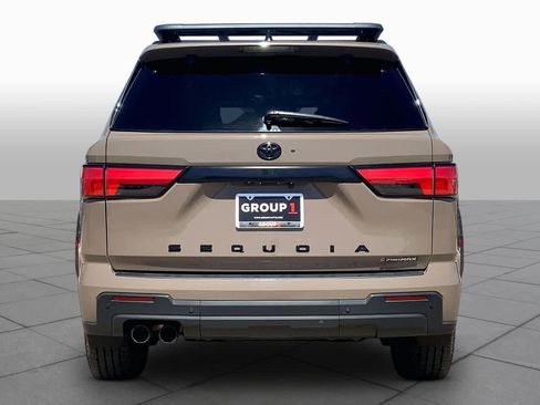 Used 2025 Toyota Sequoia TRD Pro AWD/4WD image 5
