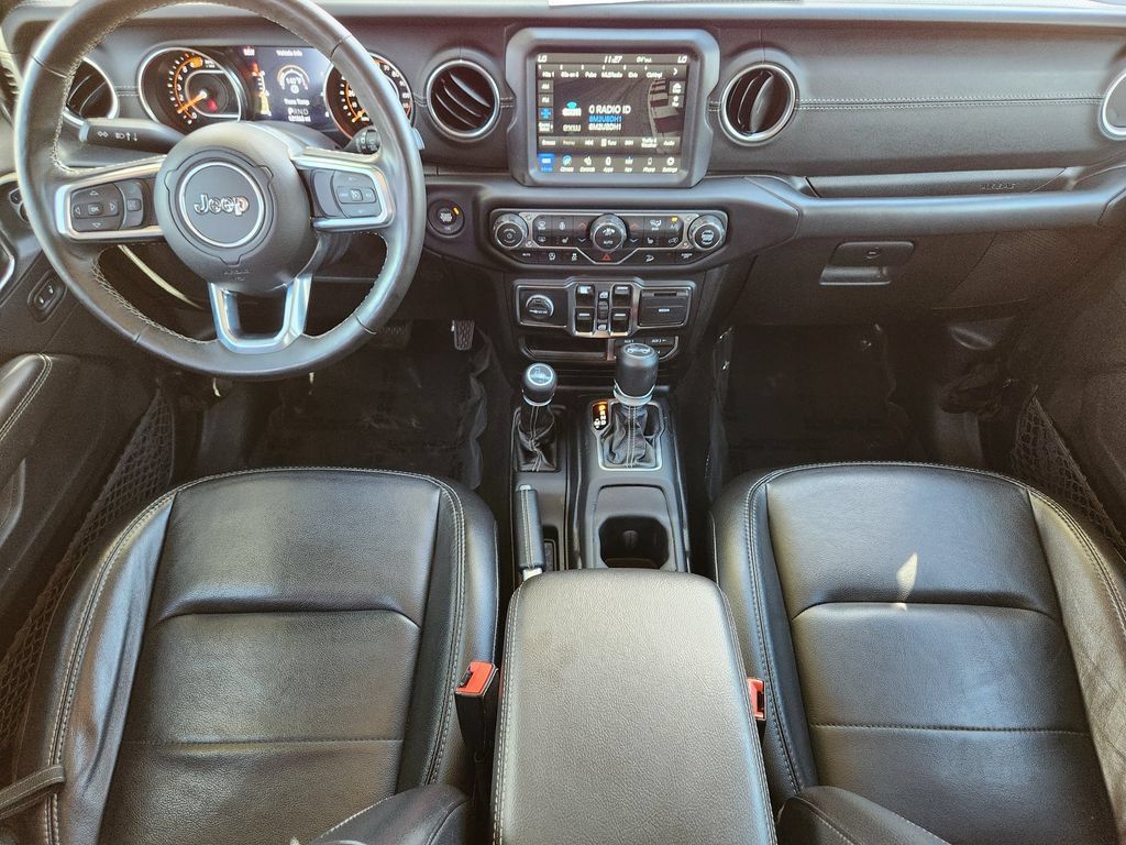 Used 2020 Jeep Wrangler Unlimited Sahara AWD/4WD image 16
