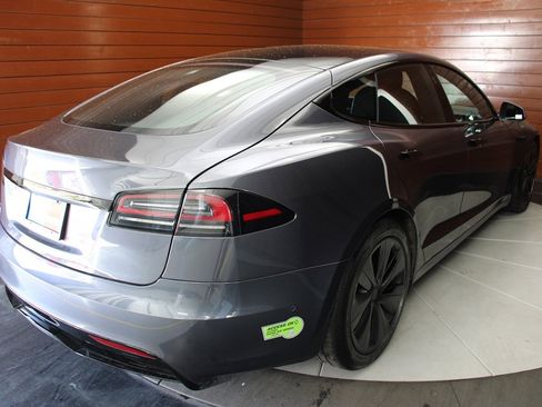 Used 2023 Tesla Model S AWD image 12