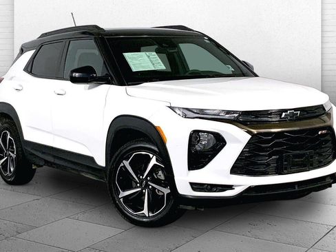 Used 2023 Chevrolet TrailBlazer RS AWD/4WD image 1