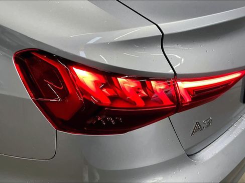 Used 2022 Audi A3 2.0T Premium image 31