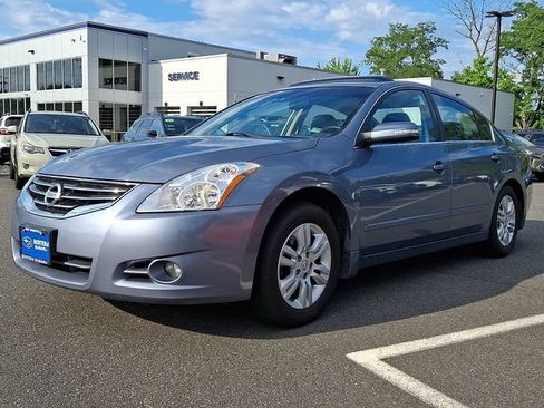 Used 2012 Nissan Altima Sedan FWD image 3