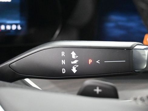 New 2026 Chevrolet Suburban Premier image 26