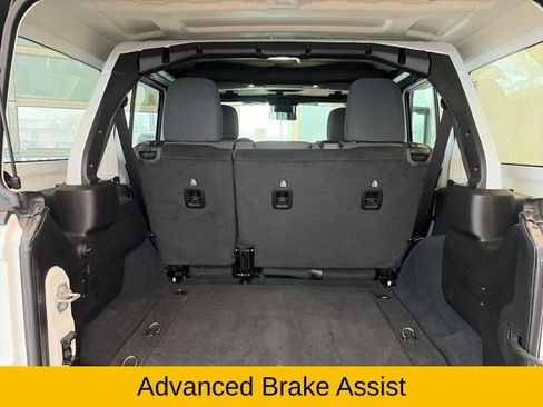 Used 2024 Jeep Wrangler Sport S image 25