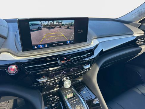 Certified 2025 Acura MDX SH-AWD image 21