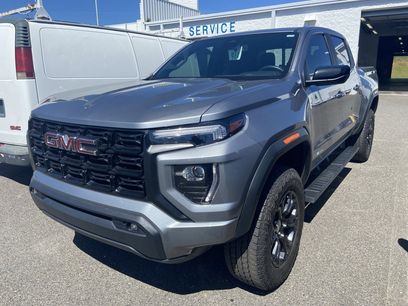 Used 2024 GMC Canyon Elevation w/ Convenience Package