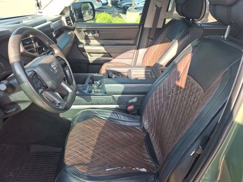 Used 2022 Toyota Tundra SR5 AWD/4WD image 9
