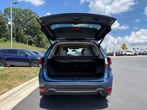 Certified 2022 Subaru Forester Premium AWD/4WD image 11