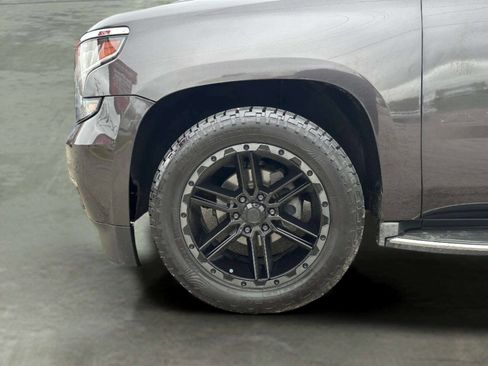 Used 2015 Chevrolet Suburban LTZ AWD/4WD image 38