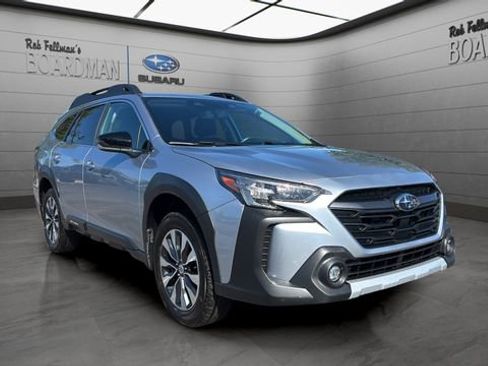 Used 2023 Subaru Outback Limited AWD/4WD image 2
