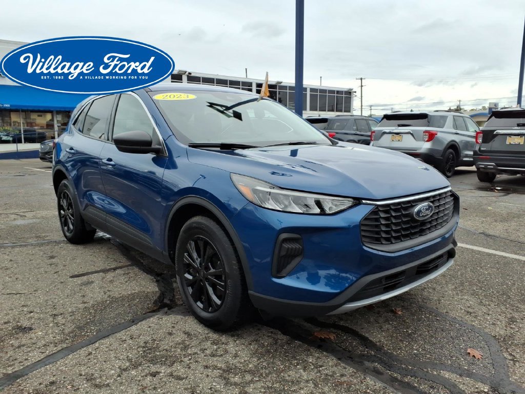 Certified 2023 Ford Escape Active AWD/4WD image 4