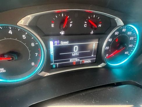 Used 2018 Chevrolet Traverse LT FWD image 12