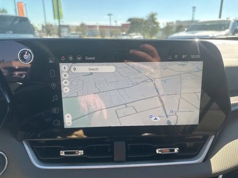 New 2026 Chevrolet Equinox LT w/ Convenience Package II image 23