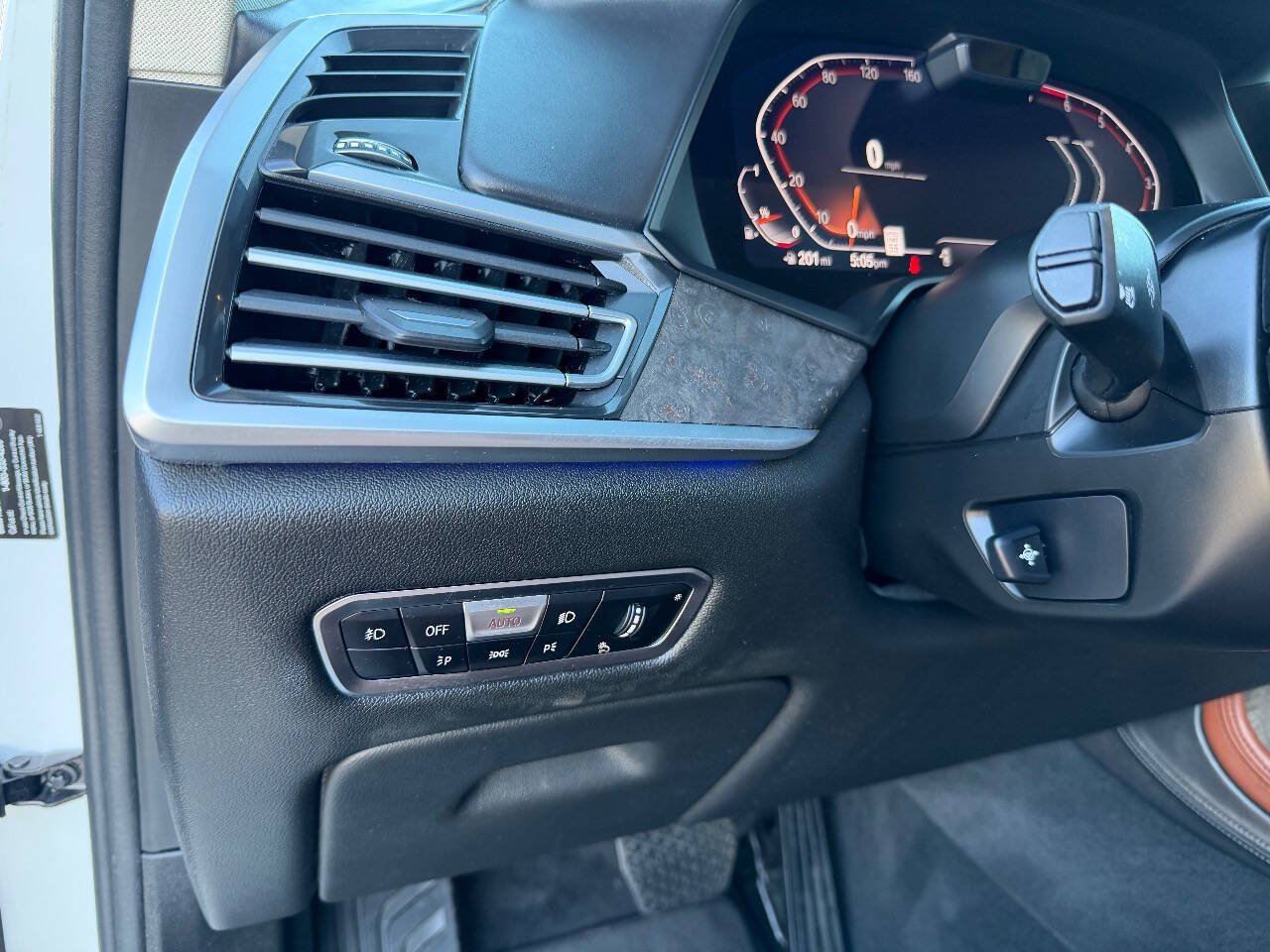 Used 2019 BMW X7 xDrive50i w/ Dynamic Handling Package AWD/4WD image 24