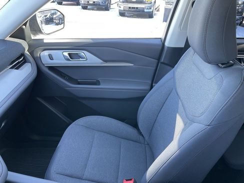 Used 2025 Ford Explorer Active image 21