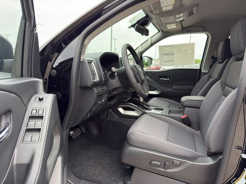 New 2026 Nissan Frontier SV AWD/4WD image 12