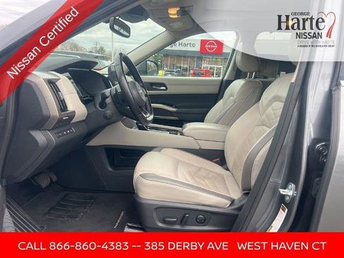 Certified 2022 Nissan Pathfinder Platinum image 10