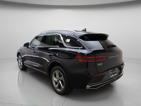New 2026 Genesis GV70 2.5T Advanced image 2