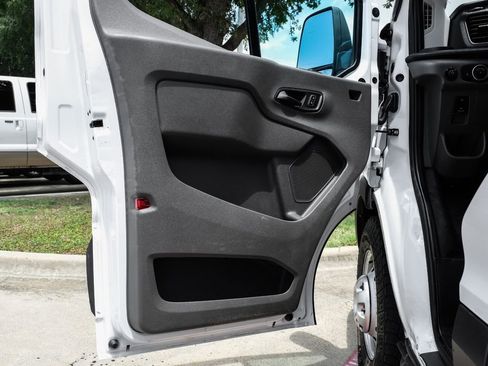Used 2023 Ford Transit 250 Medium Roof AWD w/ Load Area Protection Package image 39