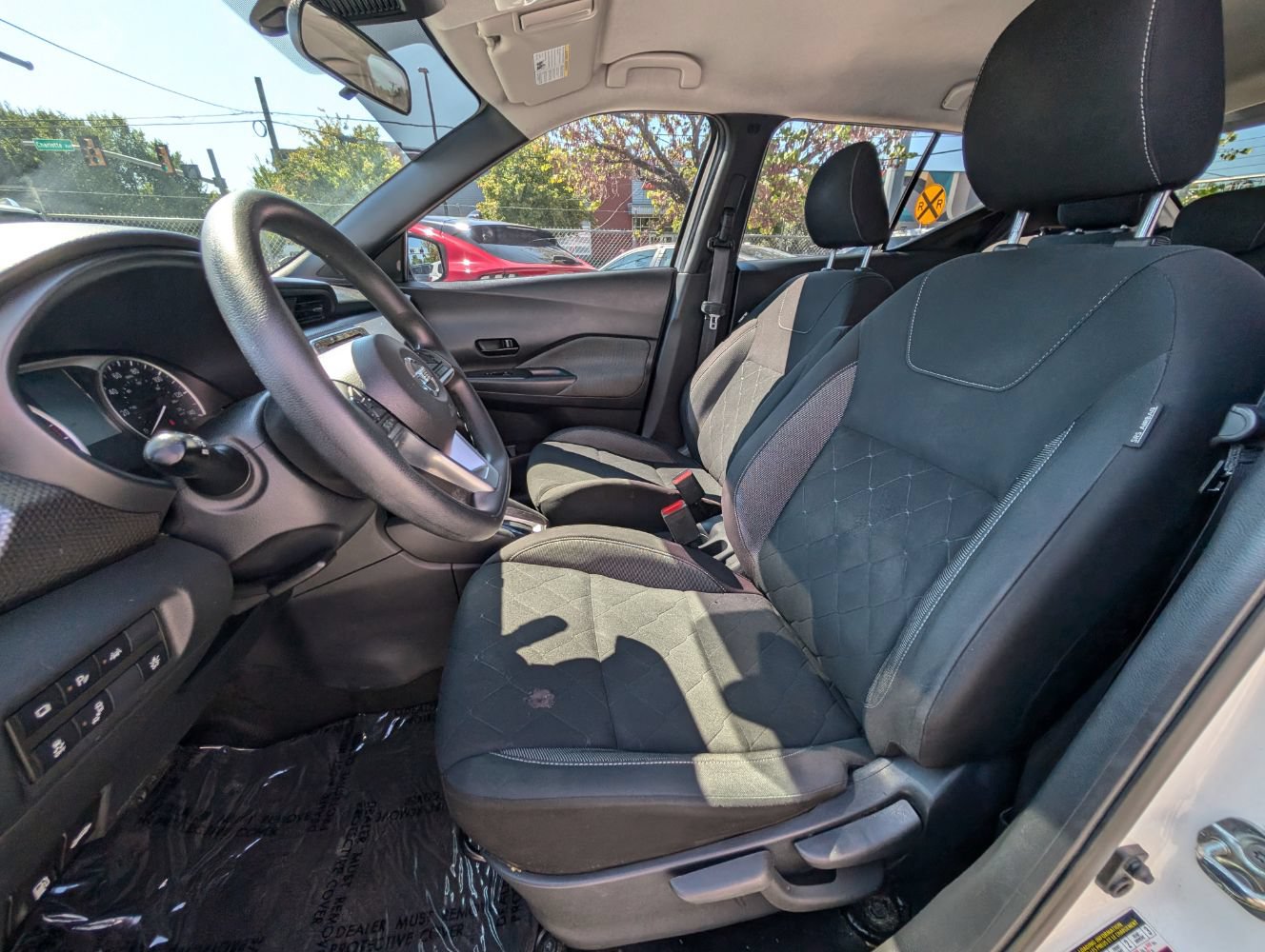 Used 2020 Nissan Kicks S FWD image 15