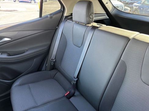 Used 2025 Buick Encore GX Preferred image 38