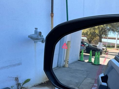 Used 2025 Hyundai Santa Fe SEL image 21