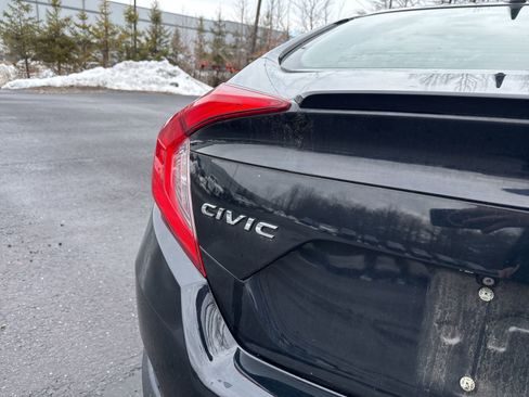 Used 2018 Honda Civic EX-T image 7