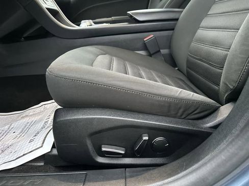 Used 2019 Ford Fusion SE image 16