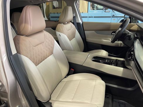 Used 2025 Nissan Murano Platinum w/ Cargo Package image 45