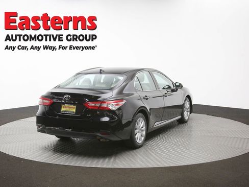 Used 2019 Toyota Camry LE FWD image 41