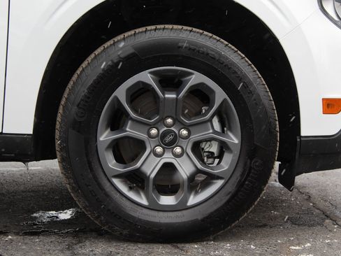 New 2025 Ford Maverick XLT w/ XLT Luxury Package FWD image 23