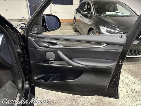 Used 2018 BMW X5 xDrive35i AWD/4WD image 24