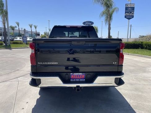 Used 2021 Chevrolet Silverado 1500 LT AWD/4WD image 7