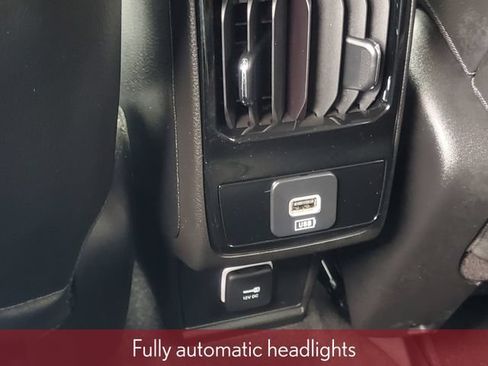 Used 2023 Jeep Compass Limited AWD/4WD image 37