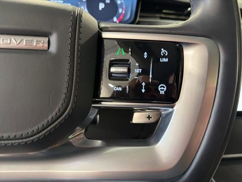 Used 2024 Land Rover Range Rover SE image 21