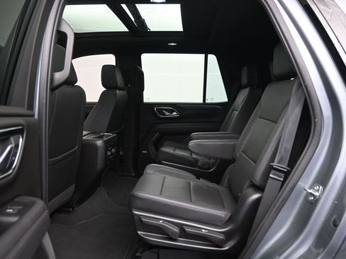 Used 2022 Chevrolet Tahoe Z71 w/ Luxury Package image 27