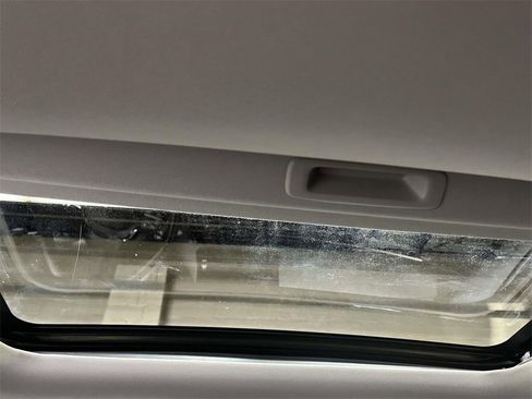 Used 2024 Honda HR-V EX-L image 15