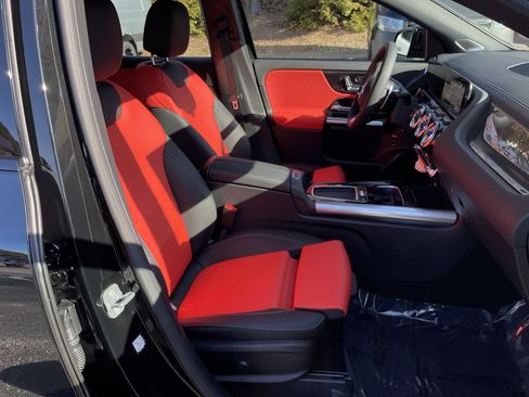 New 2026 Mercedes-Benz GLA 35 AMG AMG GLA 35 4MATIC SUV image 44