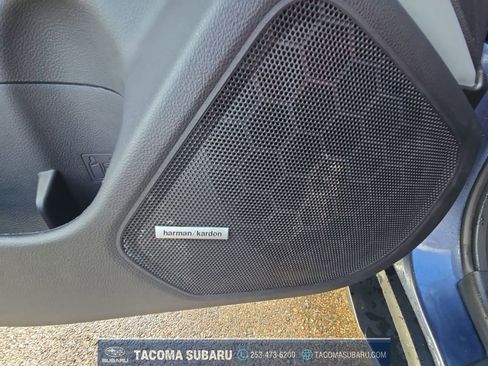 Used 2018 Subaru Outback 3.6R Limited image 24