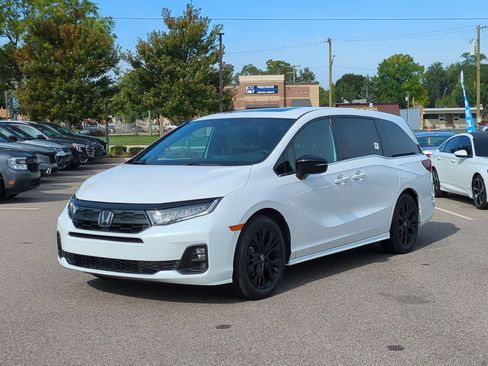 Certified 2025 Honda Odyssey Sport-L image 1
