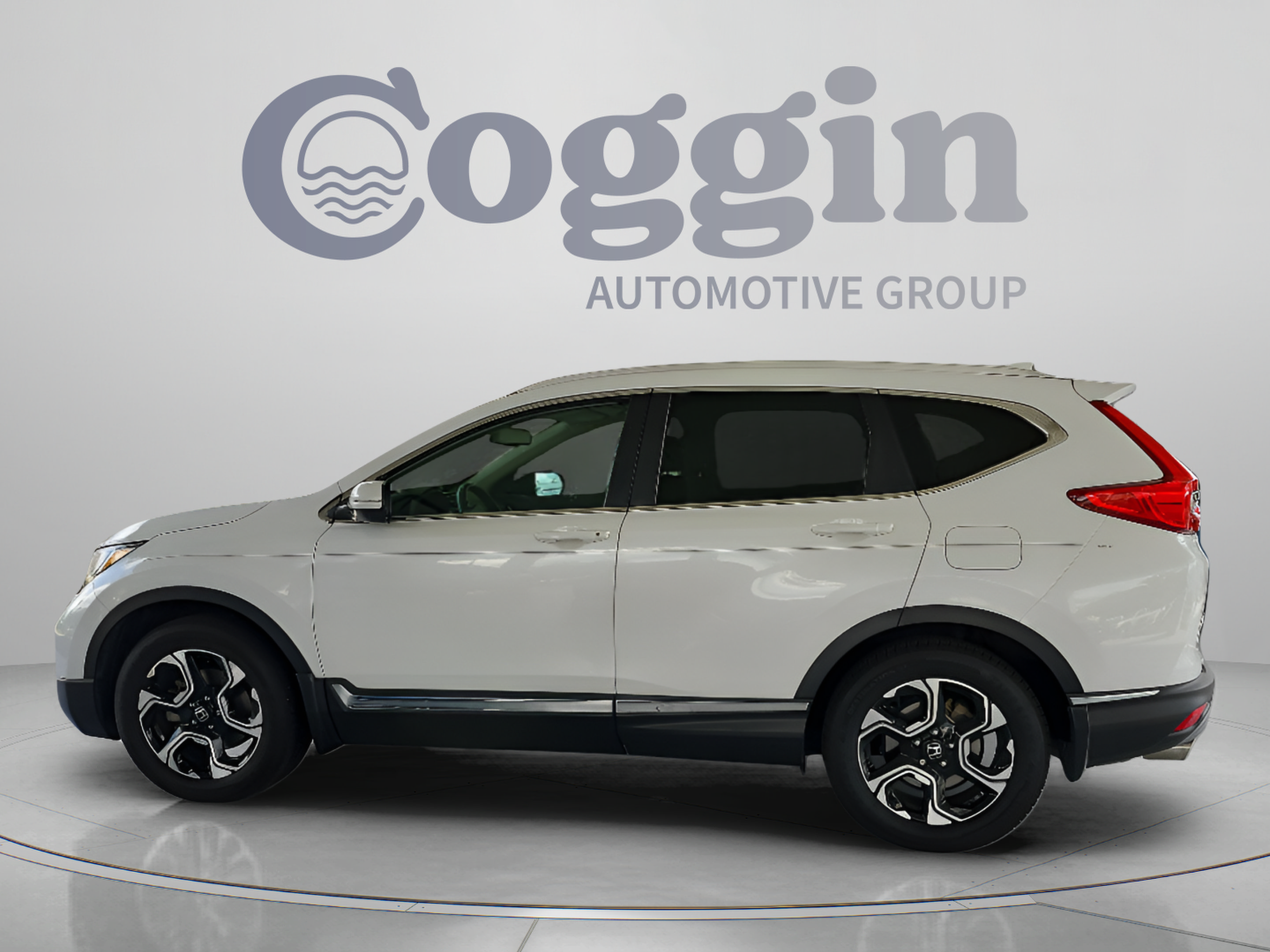 Certified 2019 Honda CR-V Touring image 2