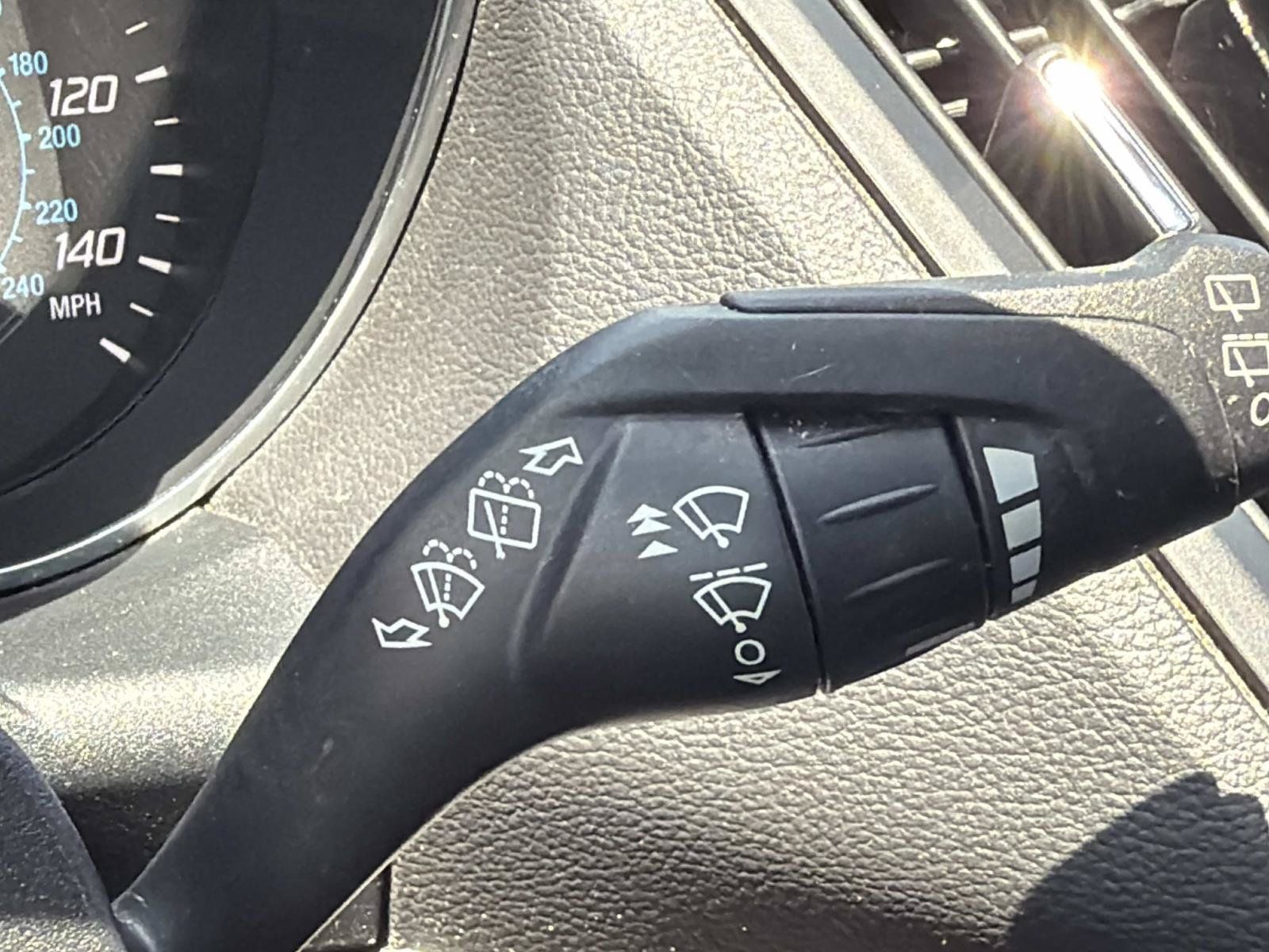 Used 2014 Ford Escape SE FWD image 27