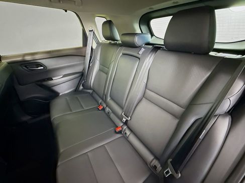 Used 2023 Nissan Rogue SV w/ SV Premium B Package image 22