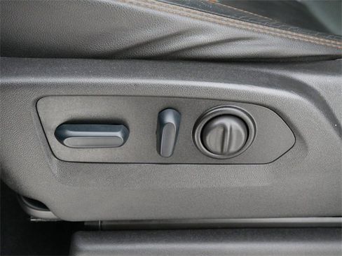 Used 2023 GMC Sierra 2500 AT4 w/ AT4 Premium Plus Package image 15