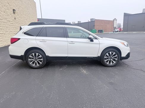 Used 2015 Subaru Outback 2.5i Limited image 6