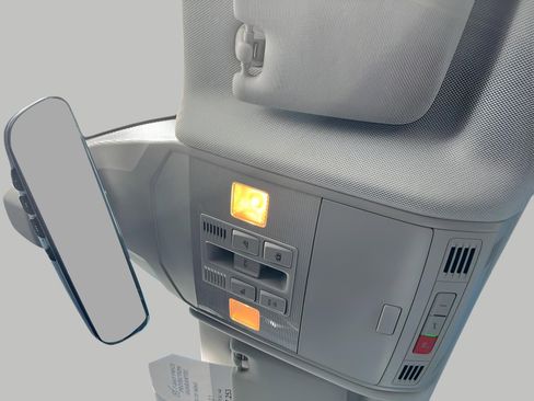 New 2025 Volkswagen Jetta SE image 19