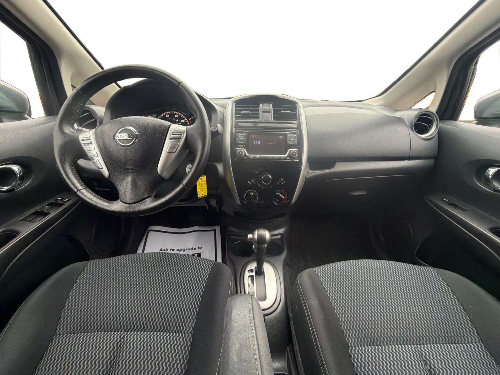 Used 2016 Nissan Versa Note SV FWD image 13
