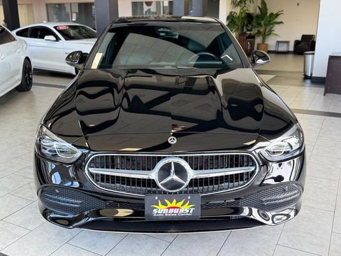 Used 2025 Mercedes-Benz C 300 4MATIC Sedan image 2